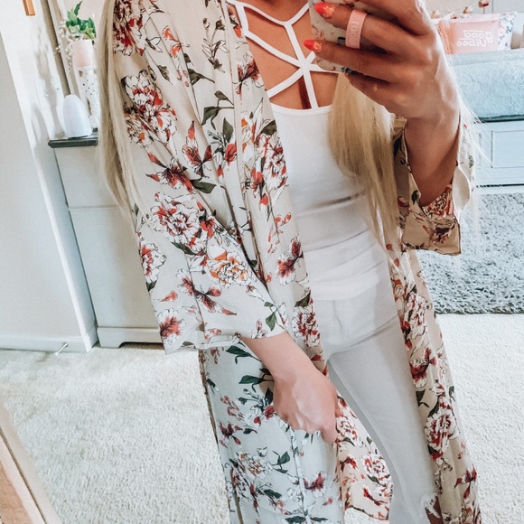 Other - Floral Kimono Duster